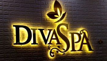 Thi công chữ phát sáng chân hiệu spa