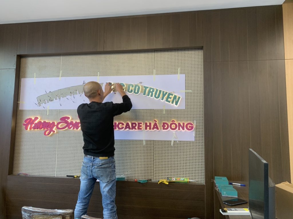 Thi công trang chí phòng khám y học cổ truyền